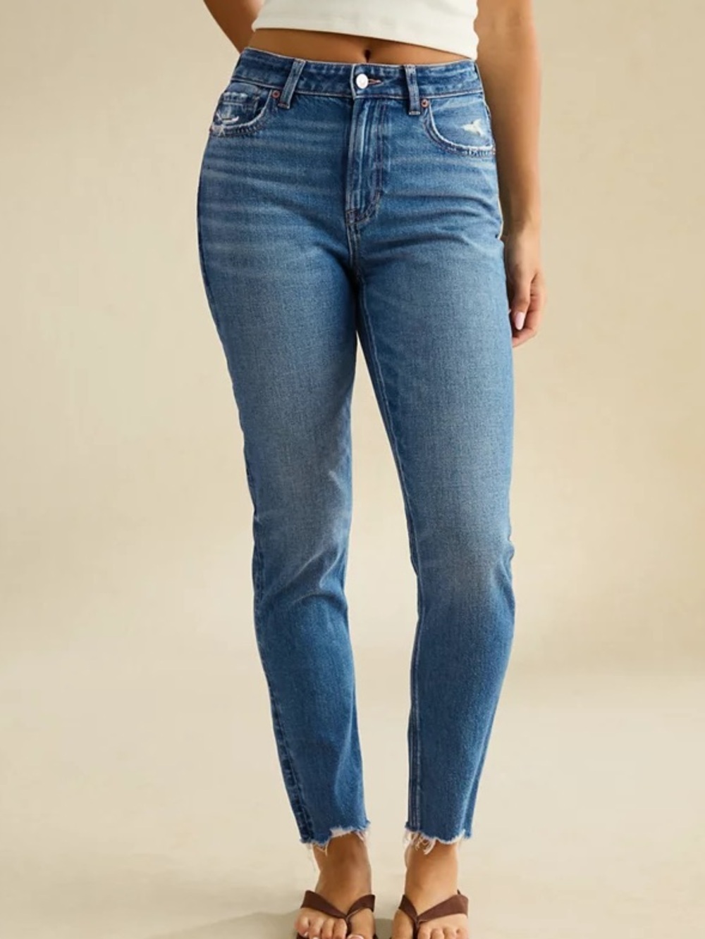American Eagle Mom Jean Size 8